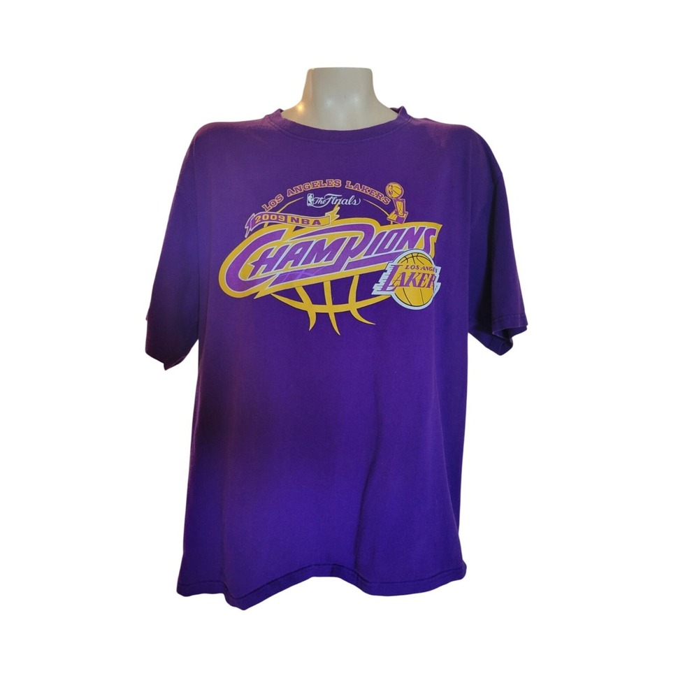 Majestic Los Angeles Lakers 2009 NBA Champions Roster‎ T-Shirt Purple Mens XL